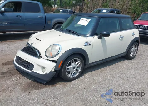 2008 Mini Cooper S из США, поврежденный, VIN WMWMF73548TV37106